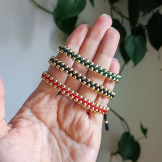 Joyas tejidas a mano